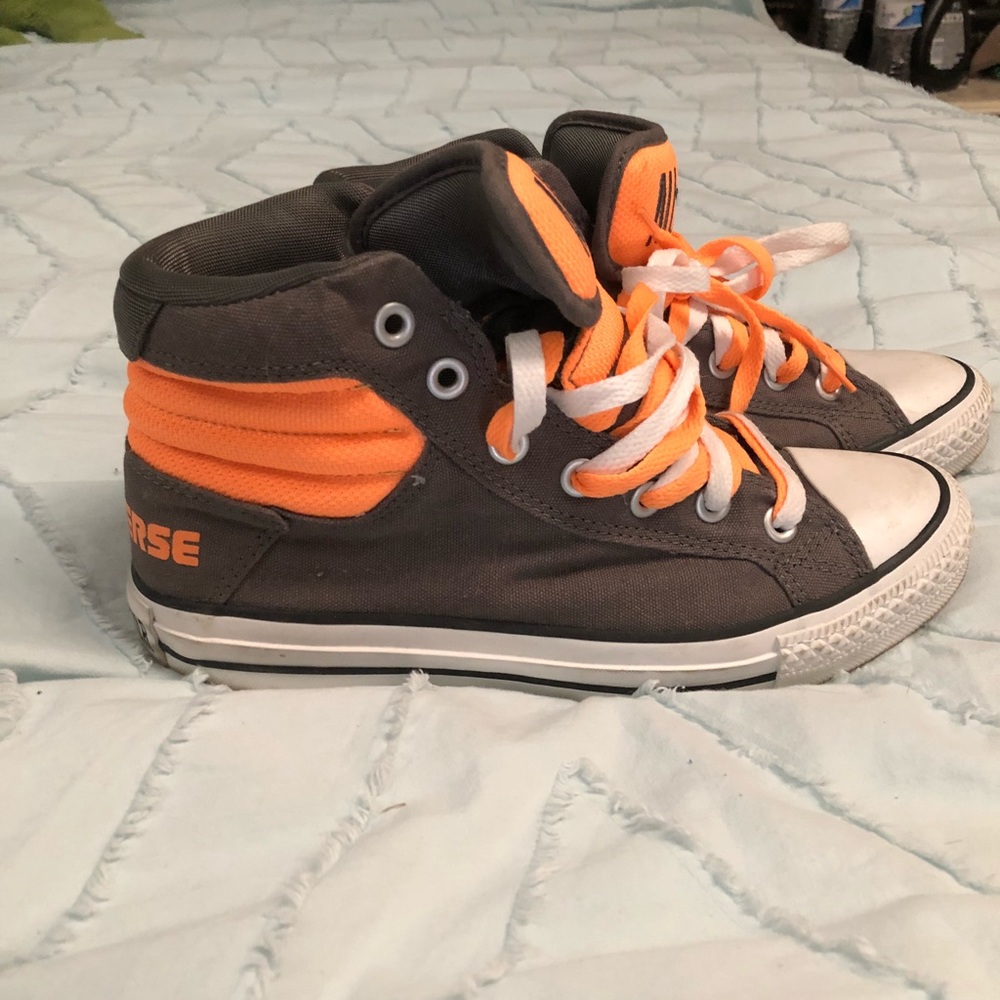 Converse - Picture 2 of 5